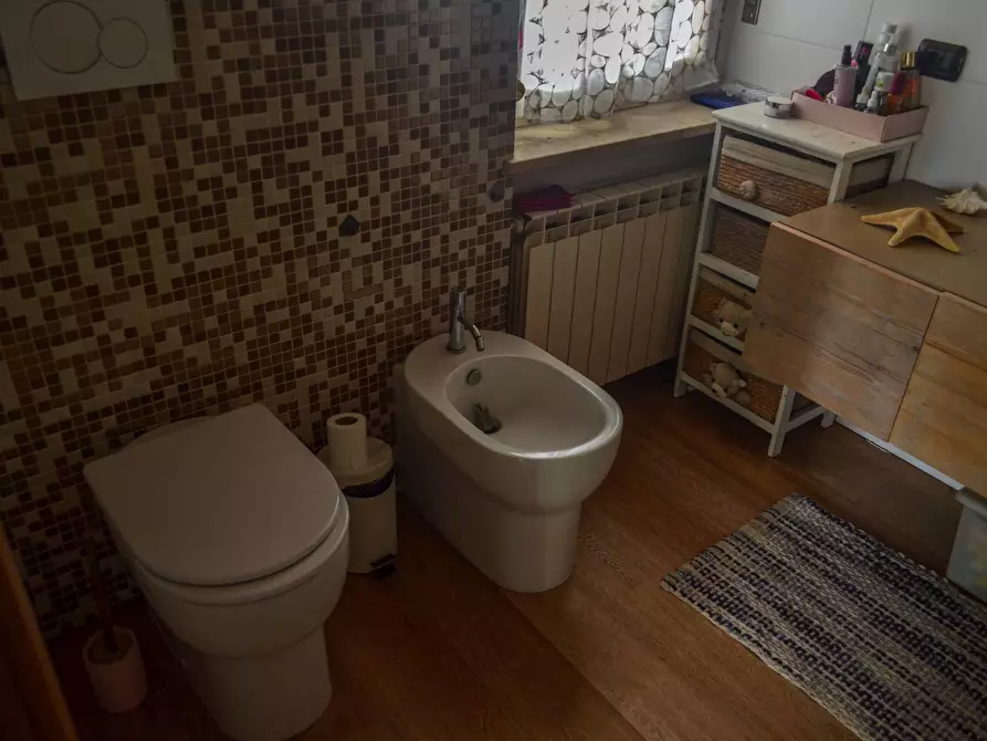 Immagine 30 di Villa in vendita  in Via Riva a Moriondo Torinese