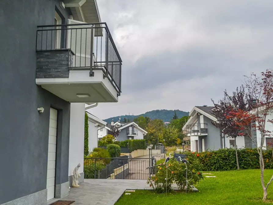 Immagine 10 di Villa in vendita  in Strada Chieri a Pecetto Torinese