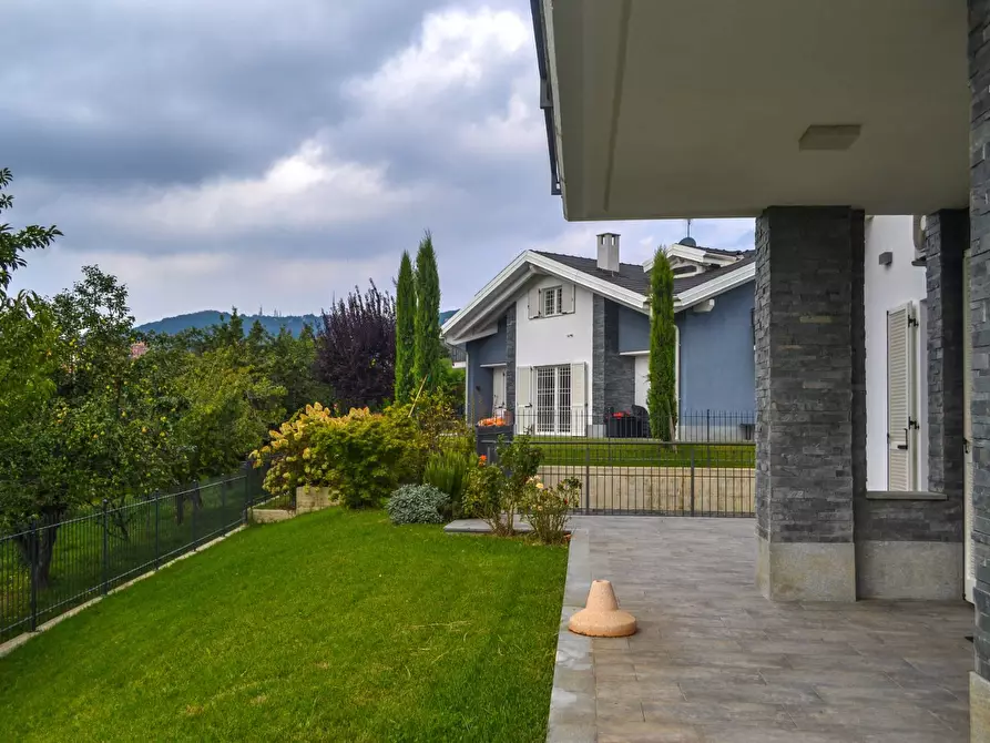Immagine 15 di Villa in vendita  in Strada Chieri a Pecetto Torinese
