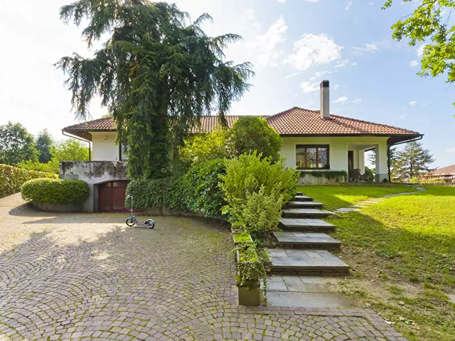 Immagine 1 di Villa in vendita  in Strada Valle san Pietro a Pecetto Torinese