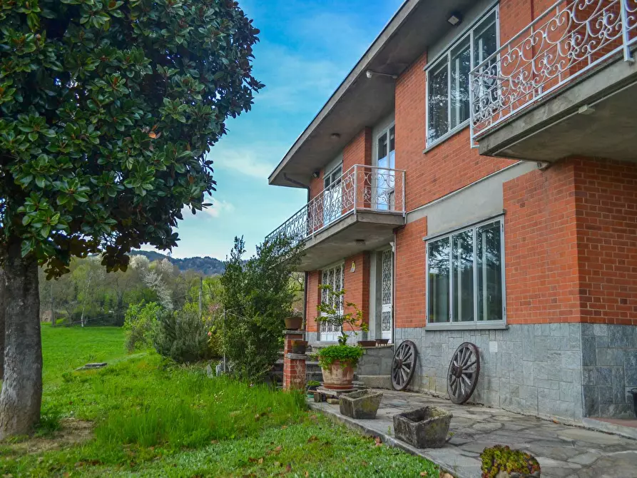 Immagine 4 di Villa in vendita  in VIA DEI TIGLI a Moncalieri