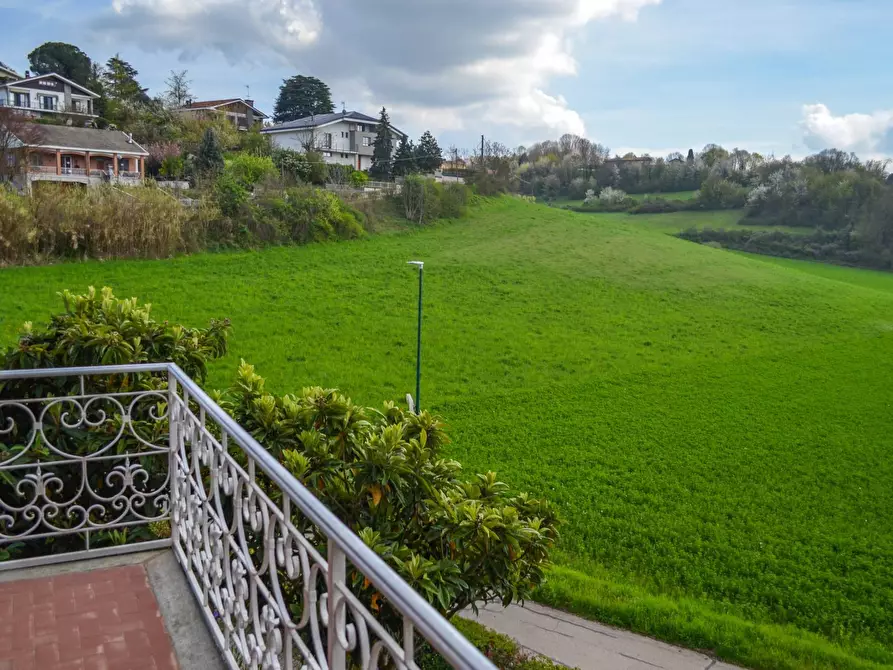 Immagine 1 di Villa in vendita  in VIA DEI TIGLI a Moncalieri