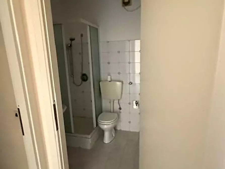 Immagine 13 di Appartamento in vendita  in Viale Matteotti a Nichelino