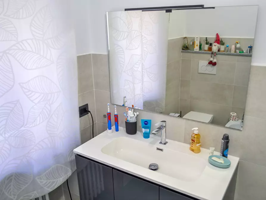 Immagine 21 di Appartamento in vendita  in Strada Giorgio Devalle a Moncalieri