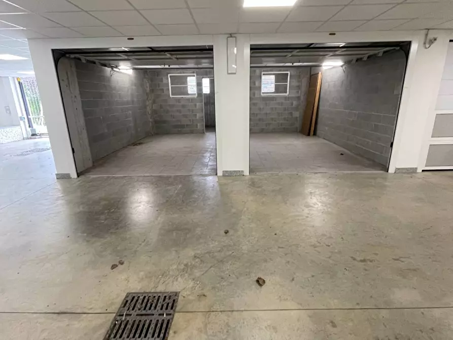 Immagine 9 di Box auto in vendita  in Strada Guido Volante a Torino