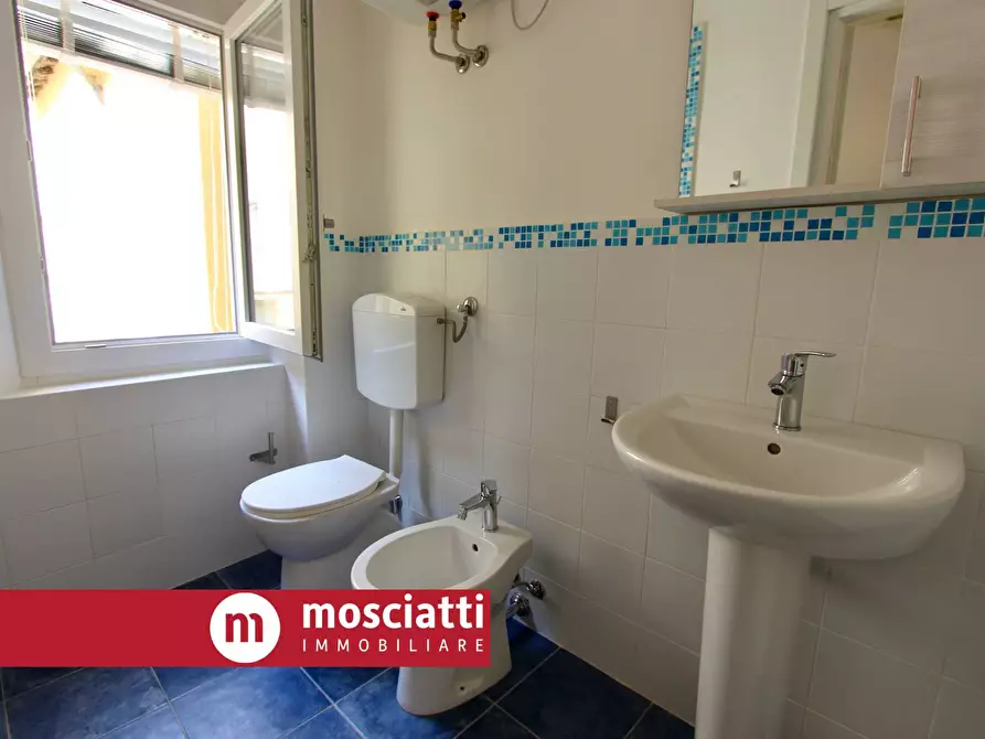 Immagine 10 di Casa indipendente in vendita  in Corso Vittorio Emanuele a Matelica