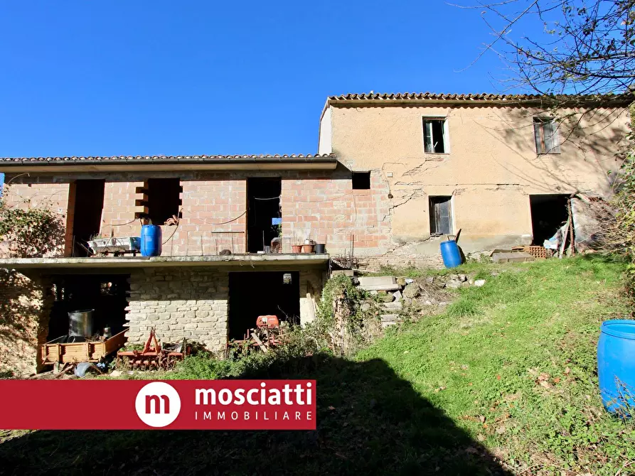 Immagine 2 di Rustico / casale in vendita  in Vocabolo Casoio a Matelica