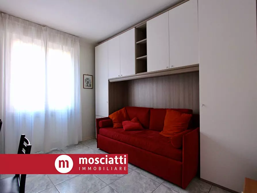 Immagine 8 di Appartamento in vendita  in Viale Marconi a Matelica