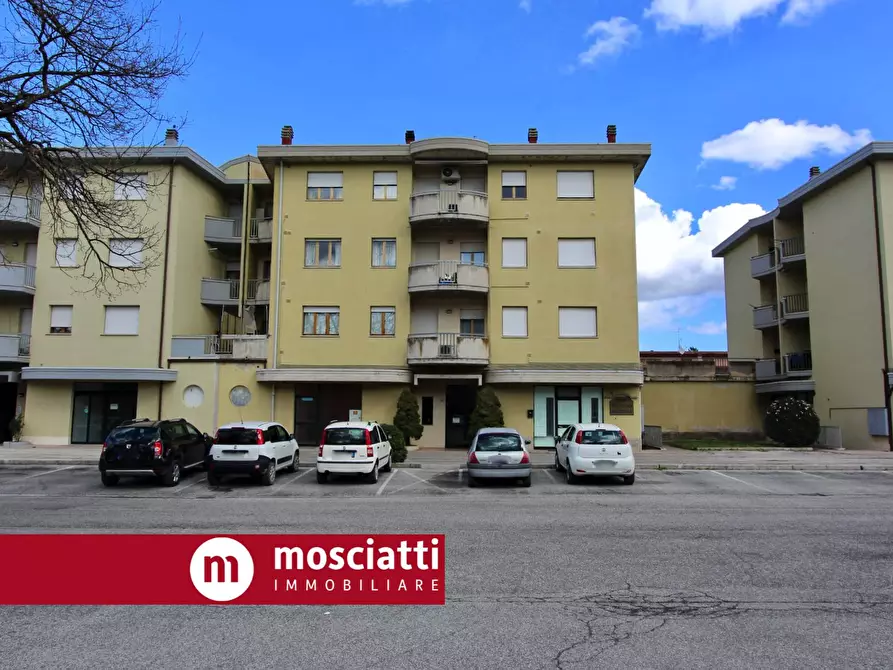 Immagine 2 di Appartamento in vendita  in Via Matteotti a Matelica