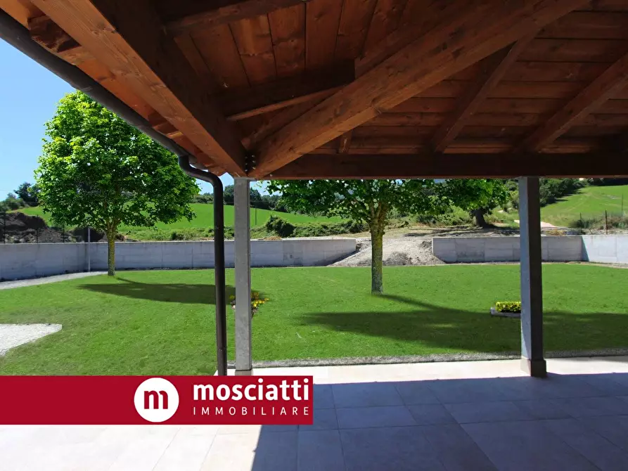 Immagine 4 di Casa indipendente in vendita  in Località Terricoli a Matelica