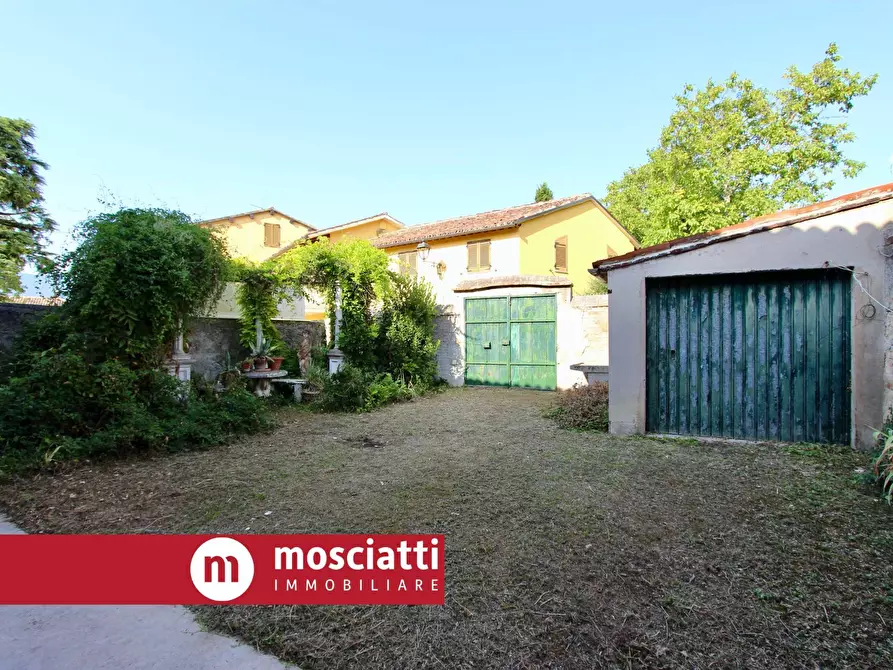 Immagine 5 di Casa indipendente in vendita  in Sttrada Statale 256 a Cerreto D'esi