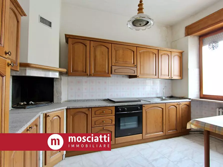 Immagine 5 di Appartamento in vendita  in Via Belisario a Cerreto D'esi