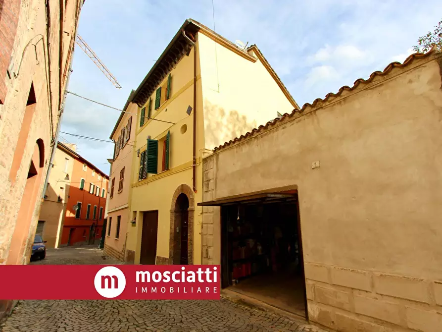 Immagine 2 di Appartamento in vendita  in Via Oberdan a Matelica