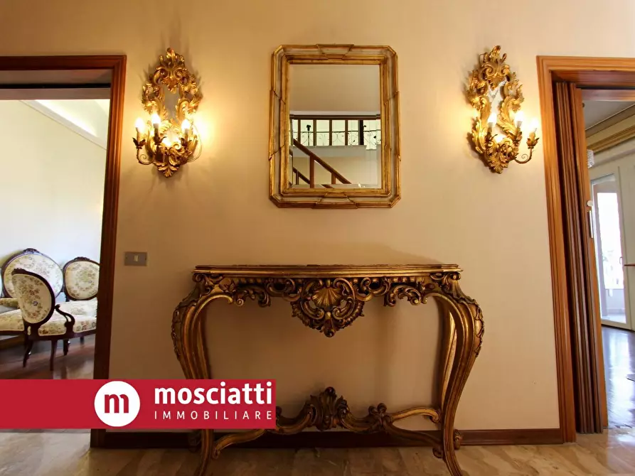 Immagine 9 di Multiproprietà in vendita  in Via Roma a Matelica