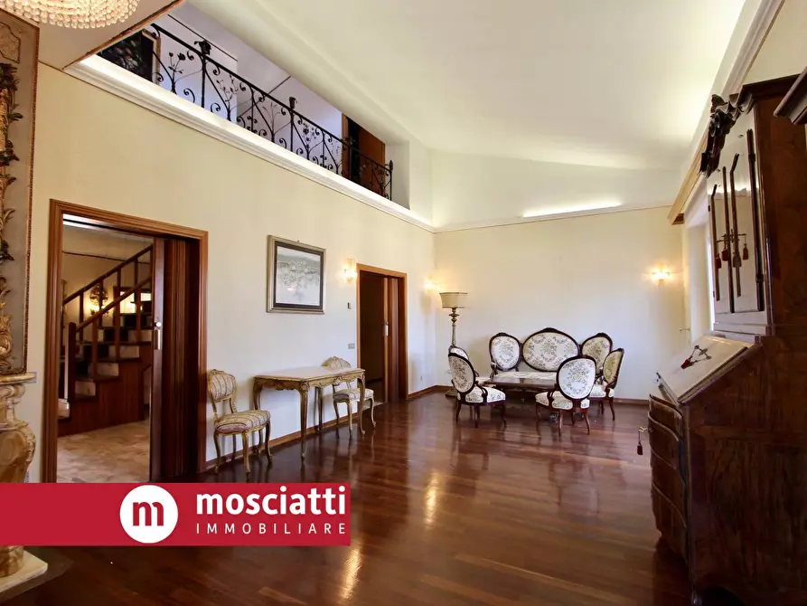 Immagine 1 di Multiproprietà in vendita  in Via Roma a Matelica