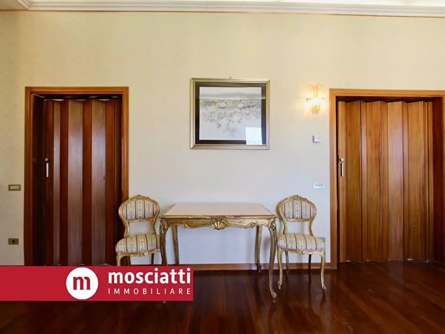 Immagine 15 di Multiproprietà in vendita  in Via Roma a Matelica