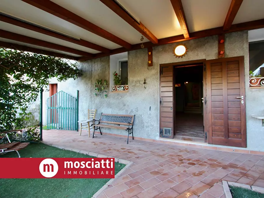 Immagine 4 di Casa indipendente in vendita  in Vicolo Cuoio a Matelica