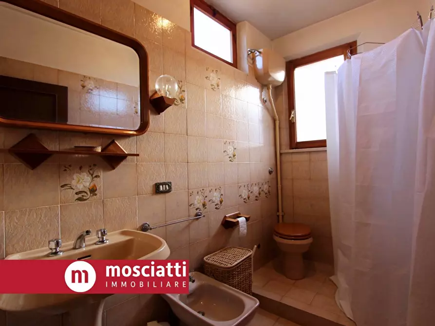 Immagine 13 di Casa indipendente in vendita  in Vicolo Cuoio a Matelica