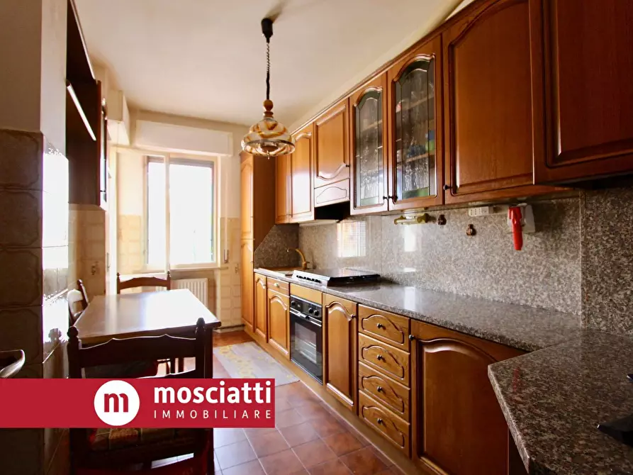 Immagine 4 di Appartamento in vendita  in Via Sabbatini a Matelica