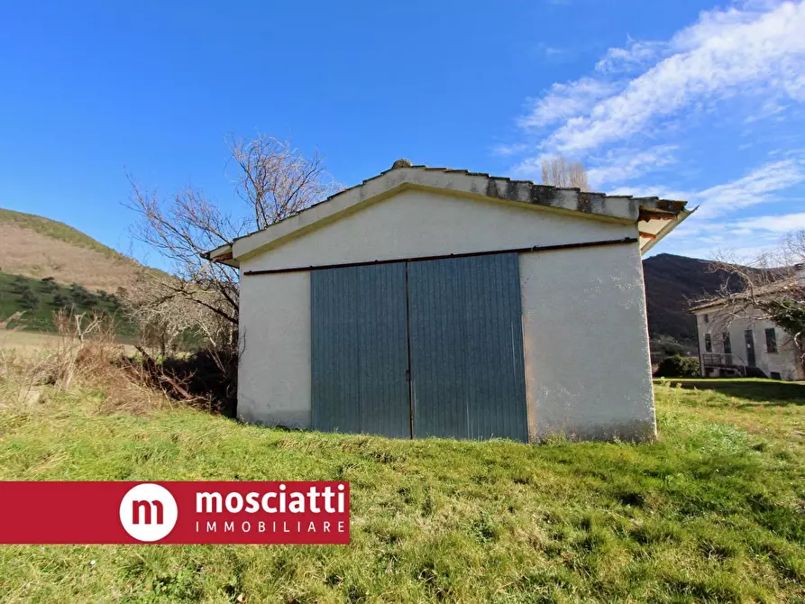 Immagine 11 di Rustico / casale in vendita  in Vocabolo San Gregorio Alto a Matelica