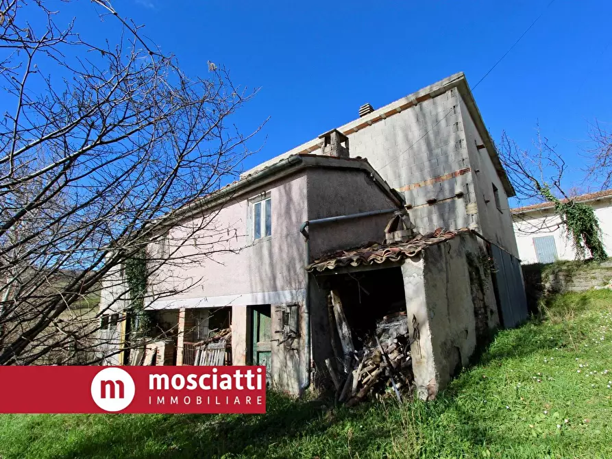 Immagine 9 di Rustico / casale in vendita  in Vocabolo San Gregorio Alto a Matelica