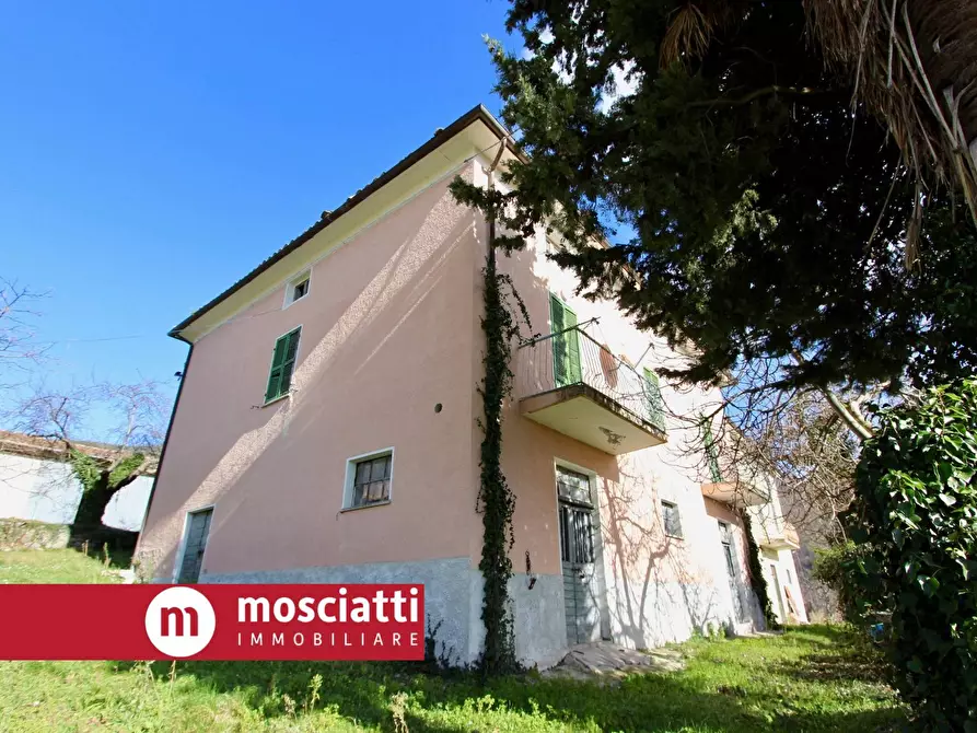 Immagine 2 di Rustico / casale in vendita  in Vocabolo San Gregorio Alto a Matelica