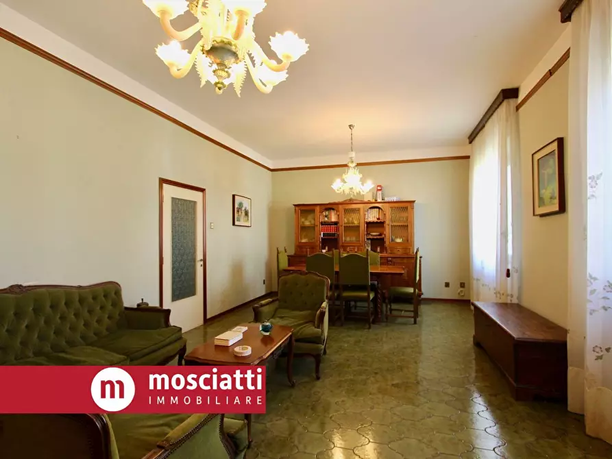 Immagine 3 di Rustico / casale in vendita  in Vocabolo San Gregorio Alto a Matelica