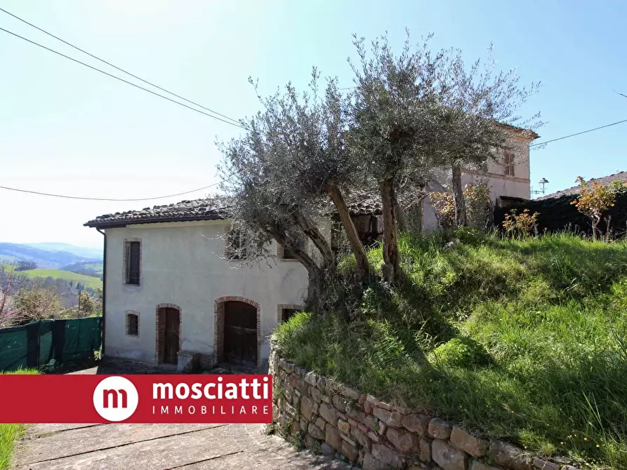 Immagine 4 di Casa indipendente in vendita  in Frazione Acquosi a Gagliole