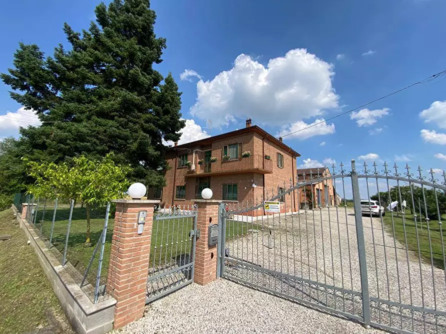 Immagine 2 di Casa bifamiliare in vendita  in via roosevelt a Voghiera