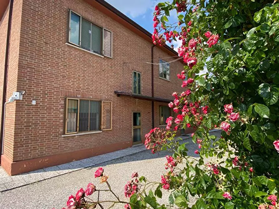 Immagine 17 di Casa bifamiliare in vendita  in via roosevelt a Voghiera