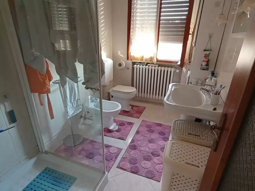 Immagine 21 di Casa bifamiliare in vendita  in Via Lorenzona a Ferrara