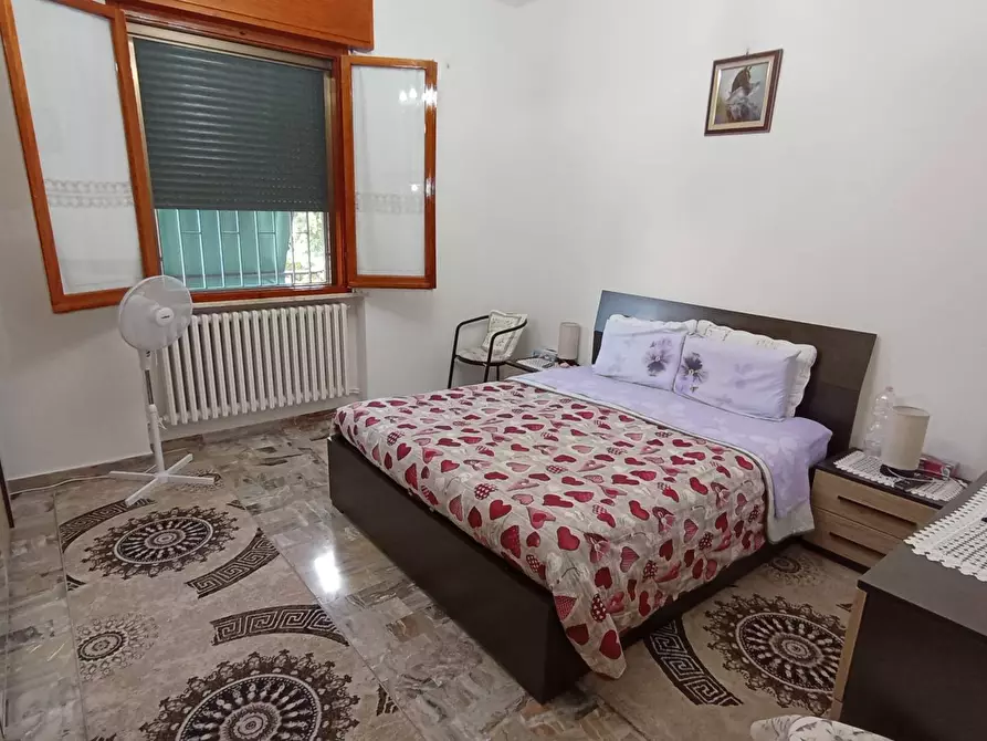 Immagine 22 di Casa bifamiliare in vendita  in Via Lorenzona a Ferrara