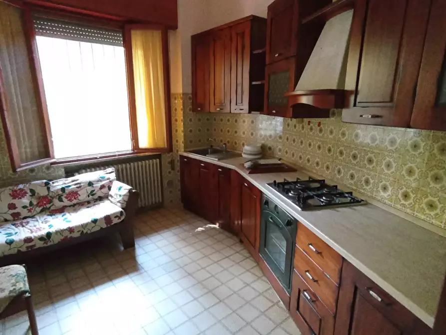 Immagine 5 di Appartamento in vendita  in Via Comacchio a Ferrara