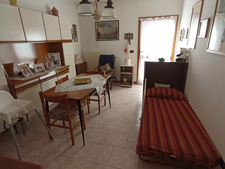 Immagine 17 di Villa in vendita  in Via Bertolda a Ferrara