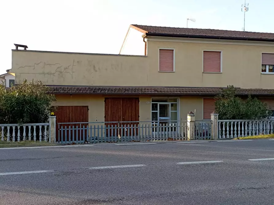 Immagine 3 di Casa bifamiliare in vendita  in strada provinciale 29 a Portomaggiore