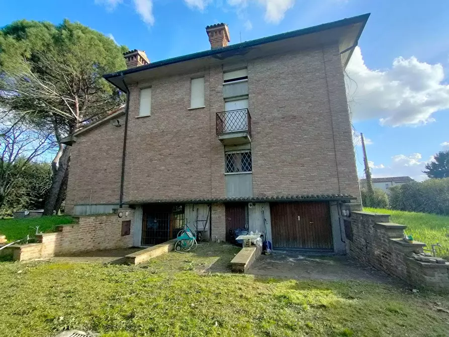 Immagine 5 di Casa bifamiliare in vendita  in Via Pioppa a Ferrara