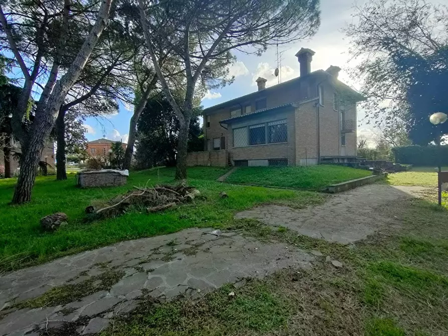 Immagine 7 di Casa bifamiliare in vendita  in Via Pioppa a Ferrara