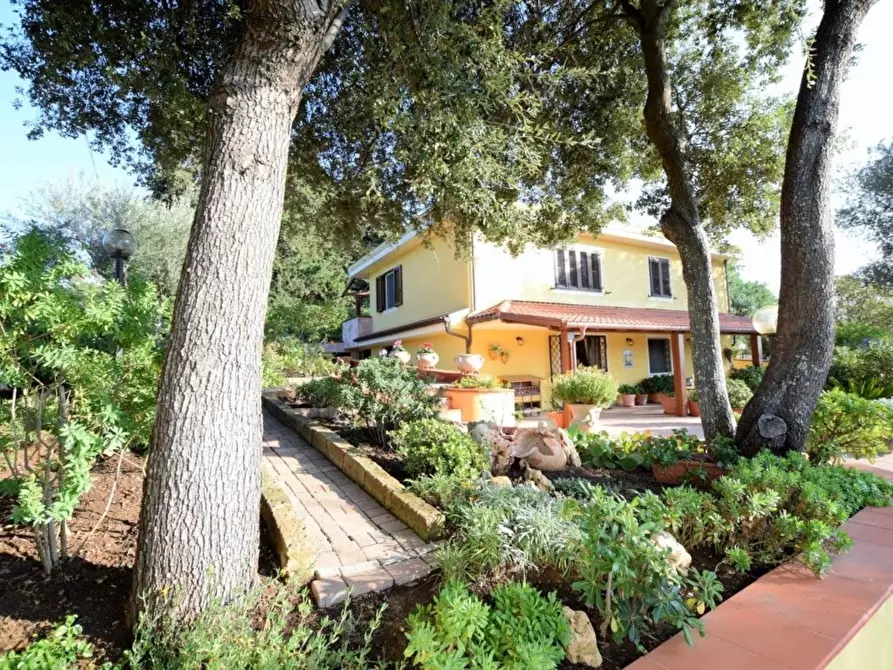 Immagine 1 di Villa in vendita  in Vicinale Eba Giara Filigheddu a Sassari