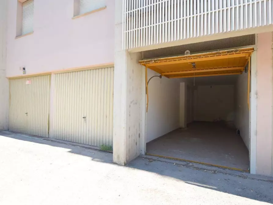 Immagine 14 di Appartamento in vendita  in Gavino Matta a Sassari