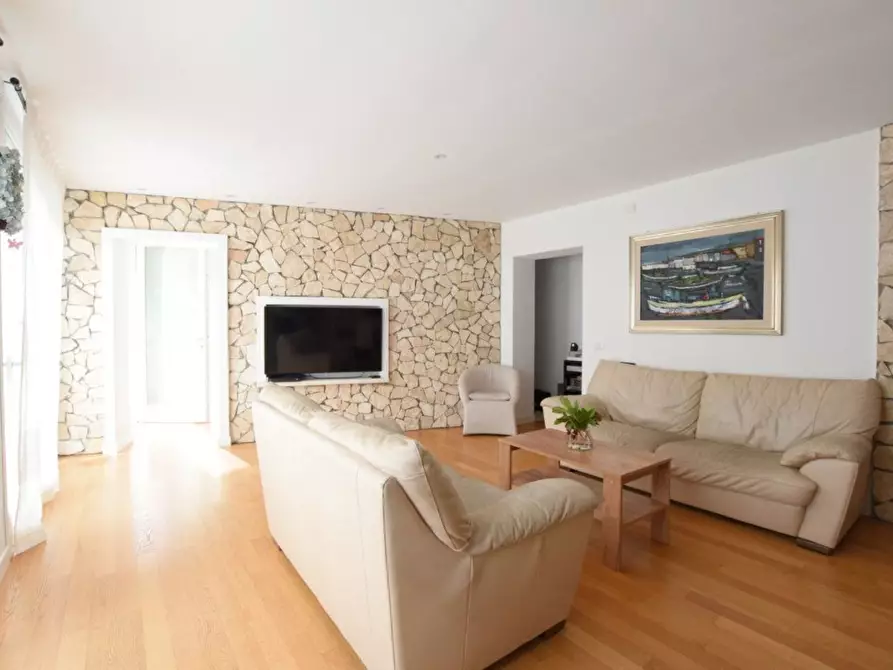 Immagine 2 di Casa indipendente in vendita  in Vicinale Prunizzedda Luna e sole a Sassari