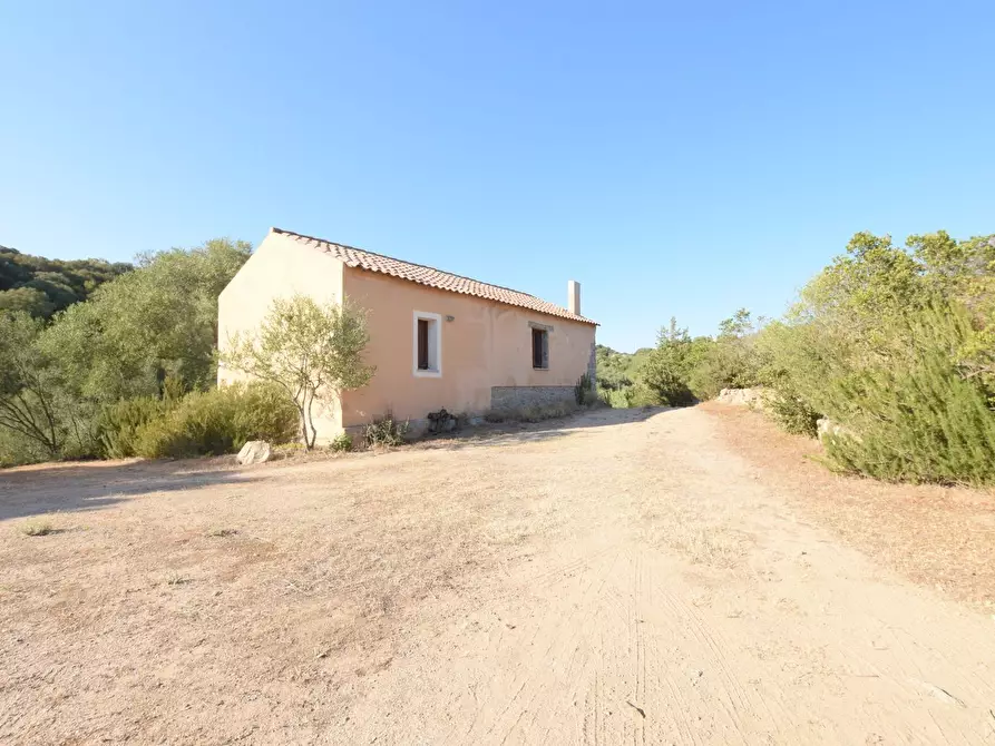 Immagine 1 di Casa indipendente in vendita  in loc rudalza a Golfo Aranci