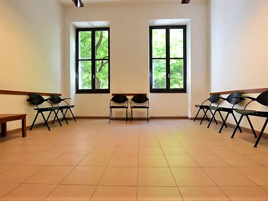 Immagine 3 di Ufficio in vendita  in Caprera a Sassari