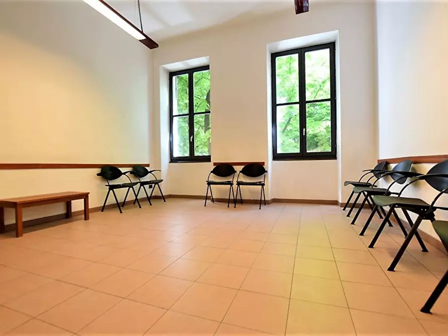 Immagine 2 di Ufficio in vendita  in Caprera a Sassari