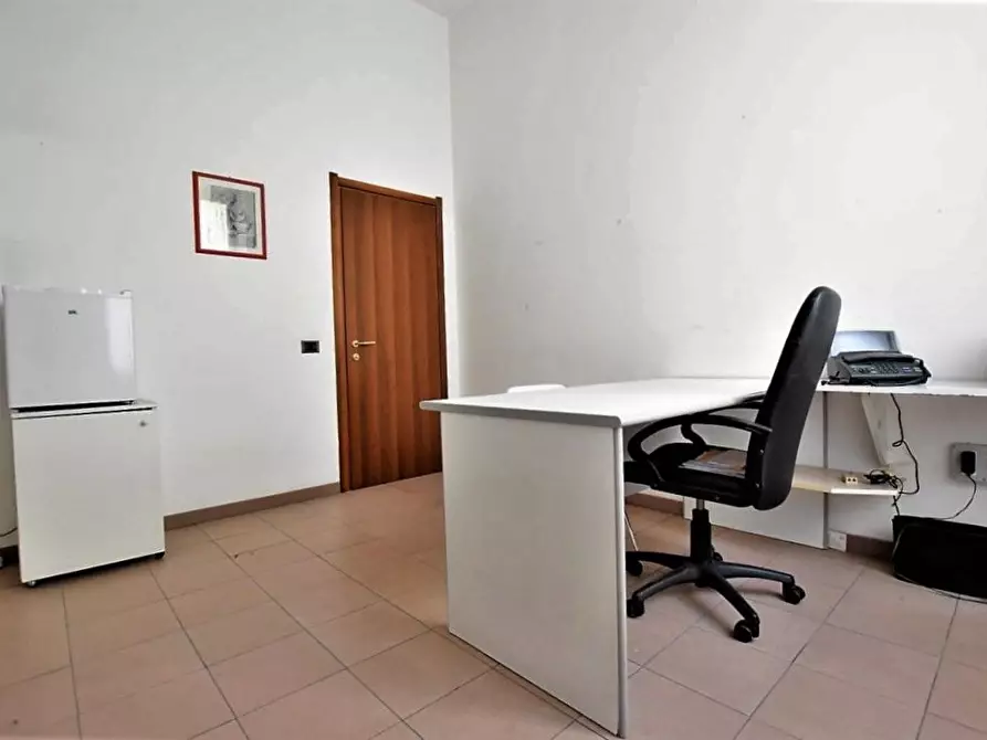 Immagine 8 di Ufficio in vendita  in Caprera a Sassari