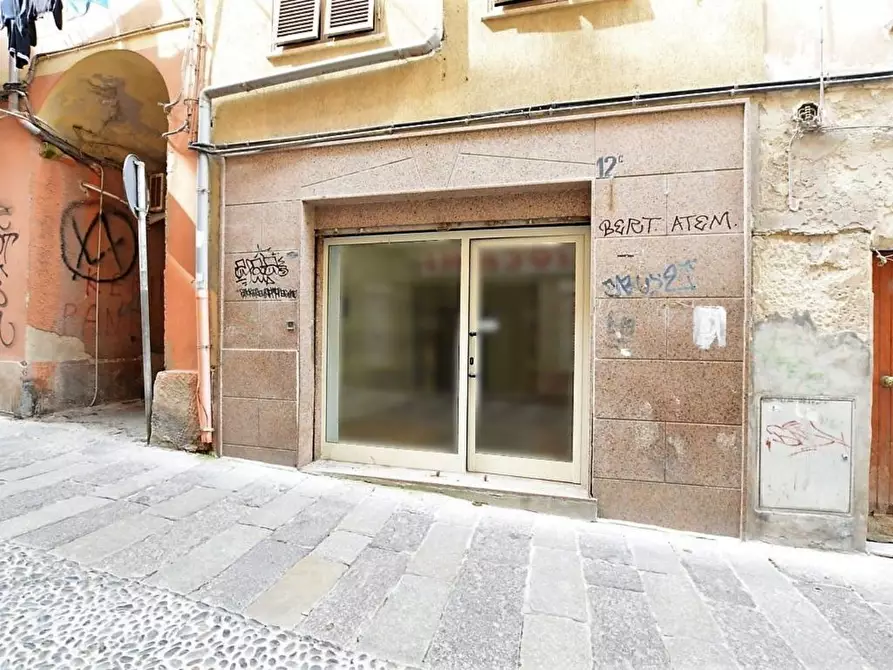 Immagine 1 di Locale commerciale in vendita  in Rosello a Sassari