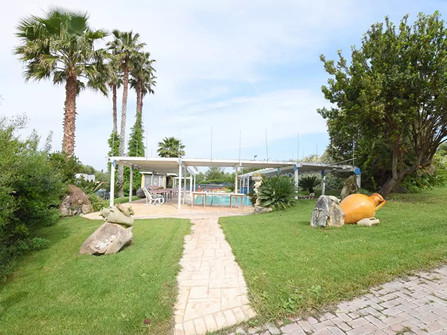 Immagine 21 di Villa in vendita  in SP 132 LA CRUCCA 43, a Sassari