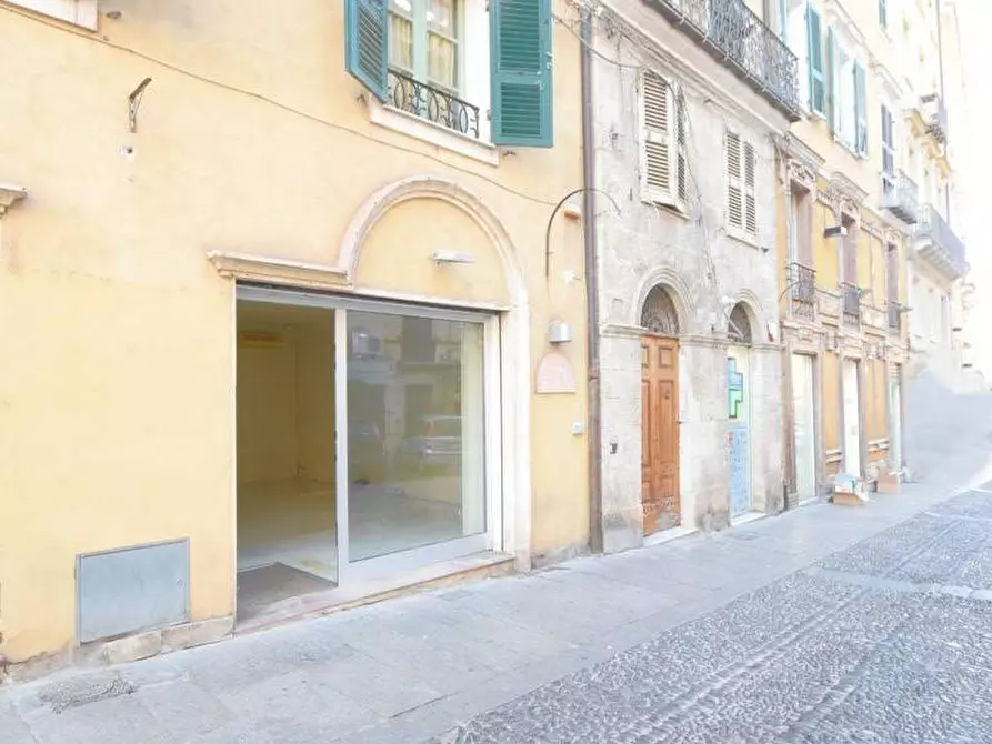 Immagine 7 di Locale commerciale in affitto  in LARGO CAVALLOTTI a Sassari
