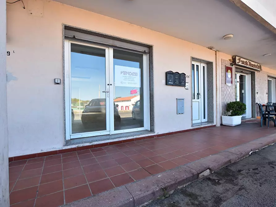 Immagine 8 di Attività commerciale in vendita  in ss 131 a Sassari