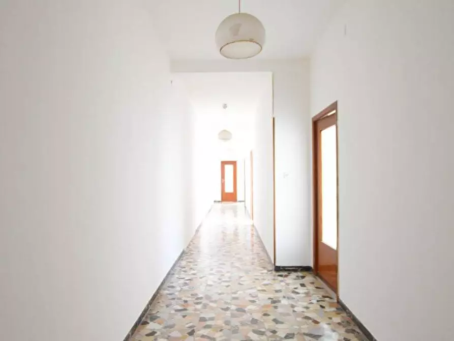 Immagine 15 di Appartamento in vendita  in viale San Francesco a Sassari