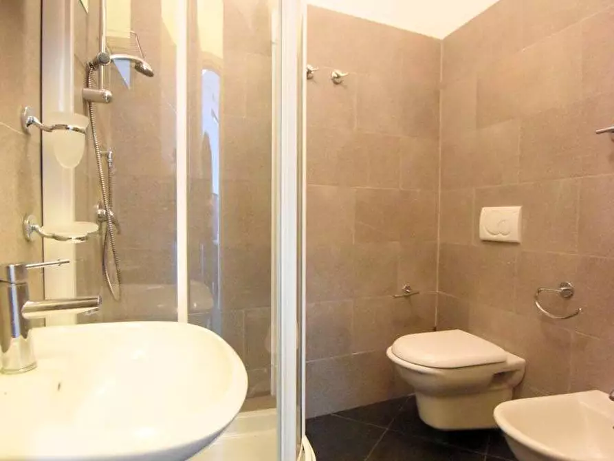 Immagine 7 di Ufficio in vendita  in via Lombardia a Olbia